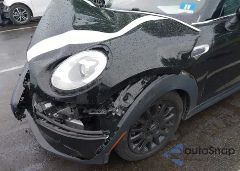 2018 Mini Hardtop Cooper/Oxford Edition from USA, damaged, VIN WMWXP5C56J2G63724